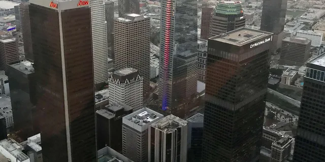 Los Angeles Downtown Helicopter Tour - Image 2