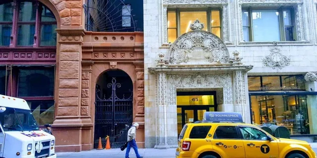 New York City 1840s Walking Tour - Image 1