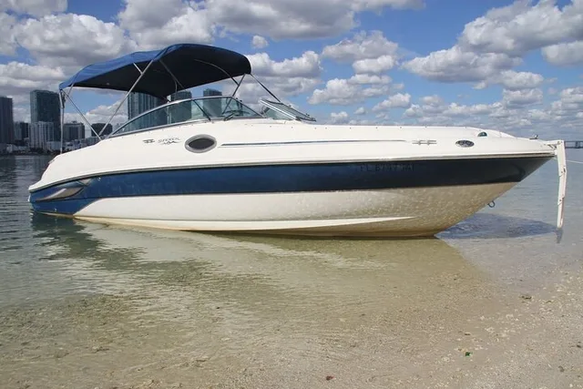 Miami Bay Boat Rental for 2 or 4 Hours - Image 4