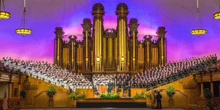 Salt Lake City Tabernacle Choir and Guided Bus Tour