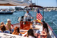 Newport Sightseeing Sail on Classic Sailboat 90 min thumbnail 2