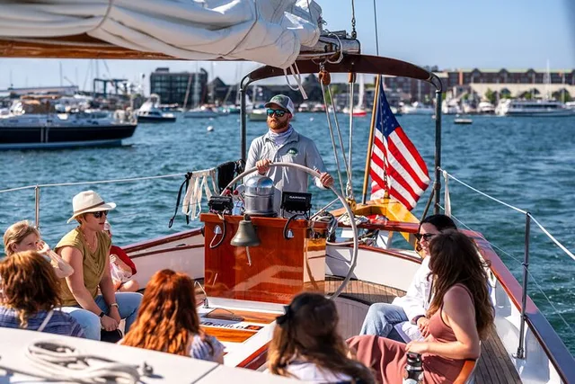 Newport Sightseeing Sail on Classic Sailboat 90 min - Image 2