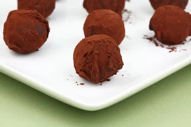 Jacksonville Truffle Making Class 75 min - Image 3
