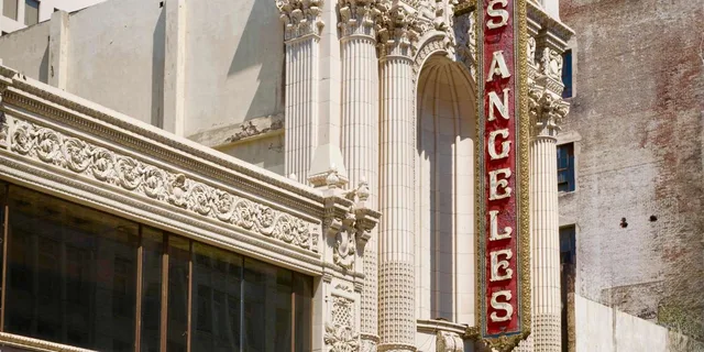 Los Angeles History and Architecture Walking Tour - Image 1