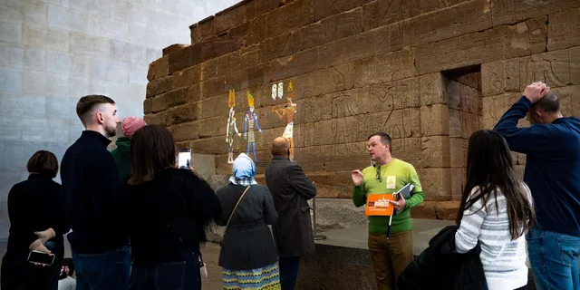 New York Metropolitan Museum Art Tour with Skip-the-Line Access - Image 4