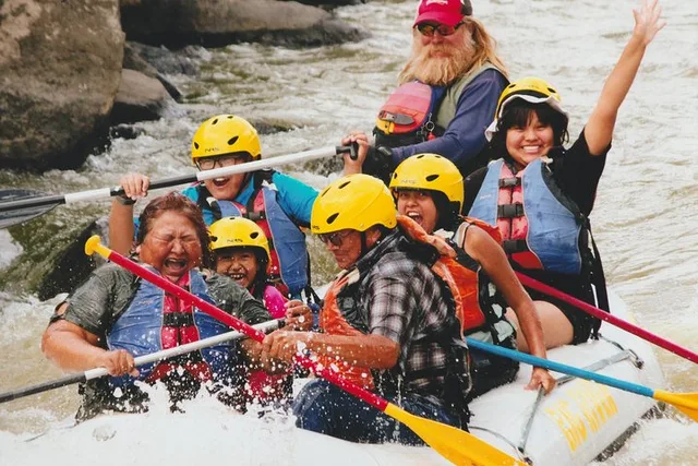 Taos White Water Rafting Half Day Class 3 - Image 4