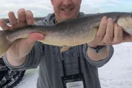 Fairbanks Ice Fishing Tour in Heated Cabin thumbnail 1