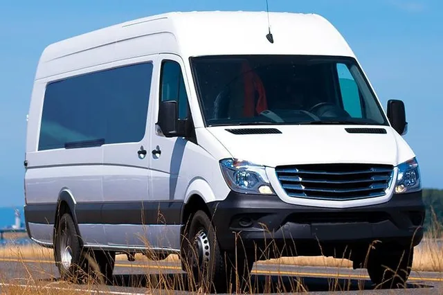 Montego Bay Private Airport Transfer - Image 4