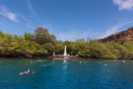 Kona Sail & Snorkel to Captain Cook Monument thumbnail 6