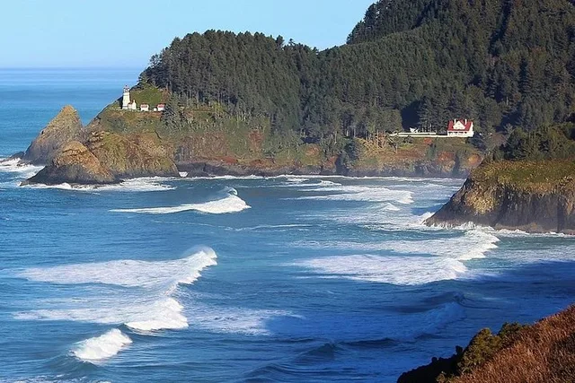 Florence to Yachats Coastal Tour - Image 3