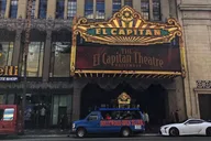Hollywood and Beverly Hills Bus Tour thumbnail 1