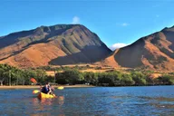 Maui Kayak and Snorkel Tour from Ukumehame thumbnail 1