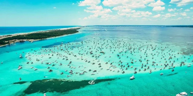 Okaloosa Island Pontoon Boat Rental - Image 4