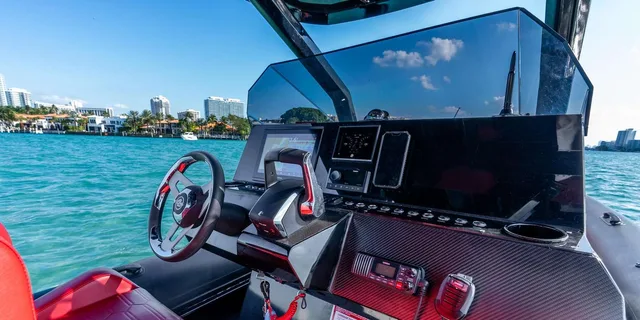 Miami Speedboat Charter with Captain 4 hr - Image 4