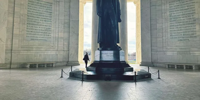 Washington DC Private Sightseeing Tour 4 hr - Image 3