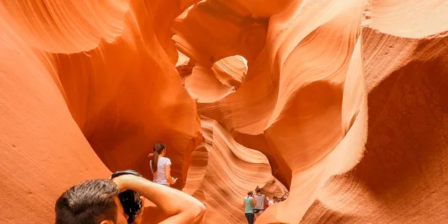 Las Vegas Antelope Canyon and Horseshoe Bend Tour - Image 5