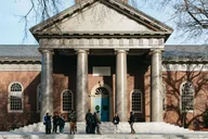 Cambridge Harvard University Walking Tour thumbnail 1