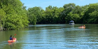 Chicago Kayak Rental on Bubbly Creek 2 hr