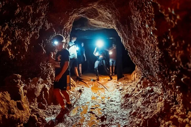 East Zion Abandoned Mine Guided Hike 2 hr - Image 4