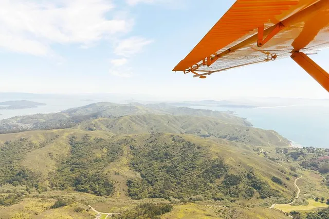 San Francisco Seaplane Tour Over Golden Gate - Image 6