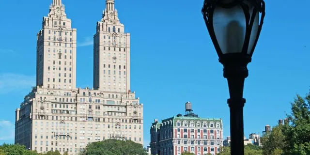 New York City Central Park Pedicab Tour - Image 1
