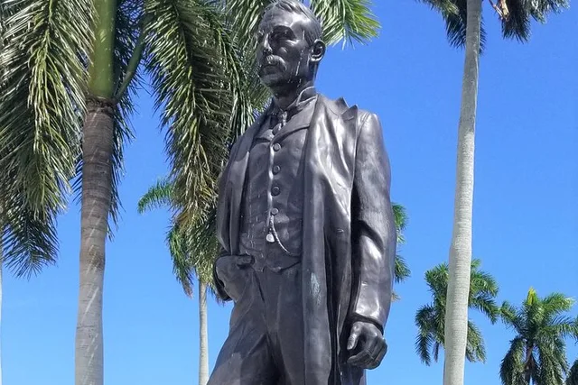 Miami Palm Beach Tour with Flagler Museum - Image 6