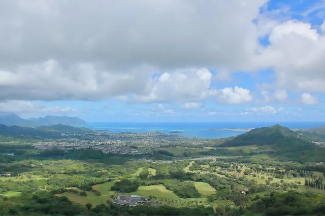Oahu Circle Island Tour - Image 2