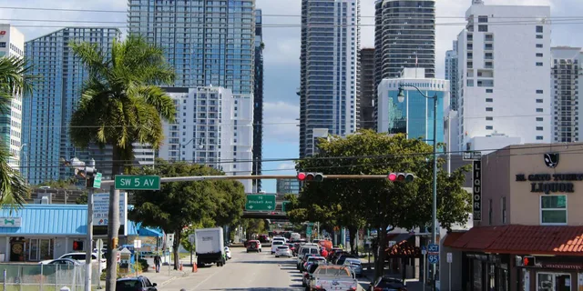 Miami Bus and Boat Sightseeing Combo Tour - Image 4