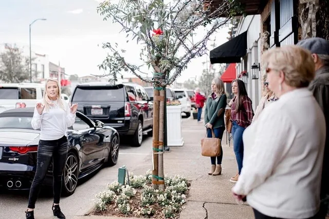 Fairhope Walking Food Tour - Image 5