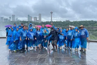 Niagara Falls Walking History Tour & Boat Ride
