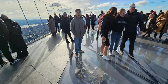 New York Edge Observation Deck and Little Island Tour - Image 2