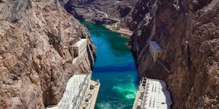 Las Vegas Hoover Dam and Emerald Cave Kayak Tour