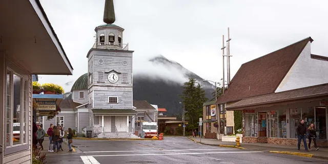 Sitka Guided Walking Tour of Historic Downtown - Image 6