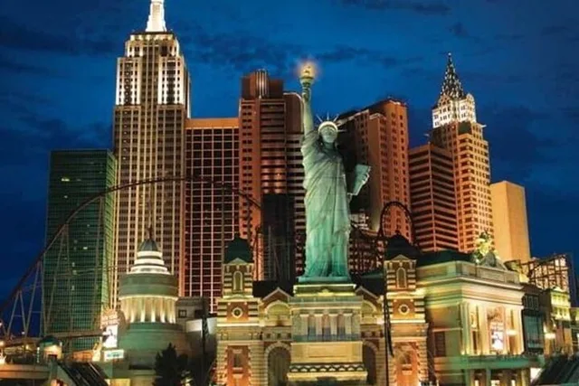 Las Vegas Street Food Tour with Local Guide - Image 5