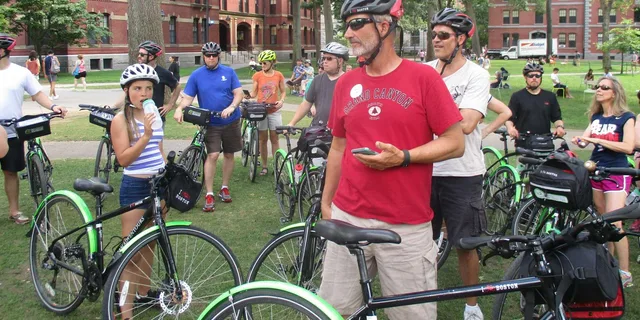 Boston Cambridge Guided Bike Tour - Image 3