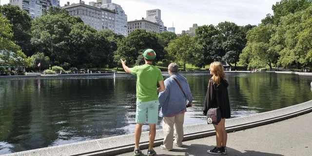 New York City Central Park Pedicab Tour - Image 4