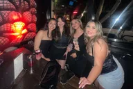 Austin Rainey Street Bar Crawl thumbnail 6