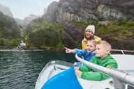 Seward Wildlife Tour in Resurrection Bay 4 hr thumbnail 4