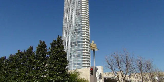 Dallas City Highlights Tour - Image 6
