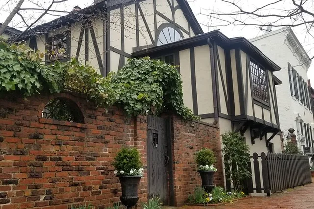 Georgetown History Tour - Image 5