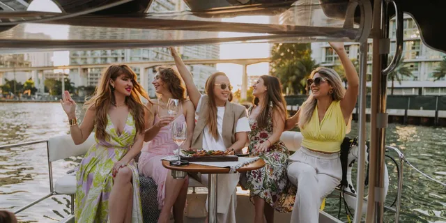 Miami E-Boat Cruise with Wine and Charcuterie 2 hr - Image 3