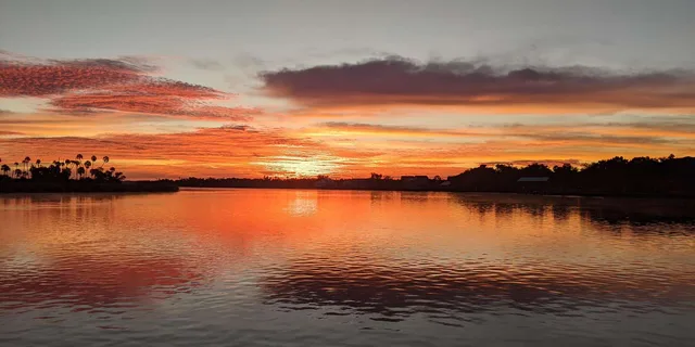 Crystal River Sunset Cruise - Image 2