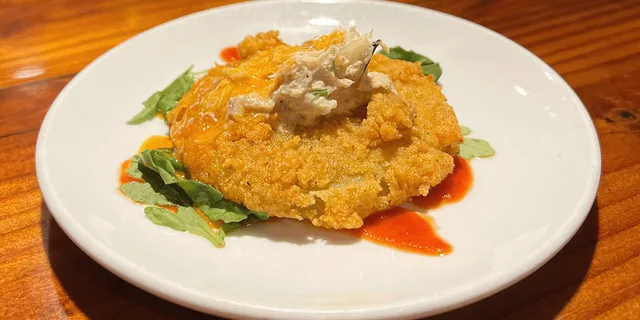 Savannah Food Tour in the Historic District - Image 5