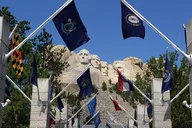 Mount Rushmore and Custer State Park Private Tour thumbnail 1