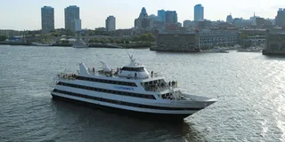 Philadelphia Dinner Cruise on the Delaware River