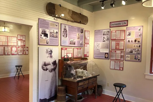New Orleans Laura Plantation Tour with Transportation - Image 6