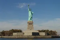 New York Subway and Bus Tour with Private Guide thumbnail 4