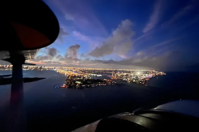 Miami Romantic Air Tour with Champagne 60 min - Image 6