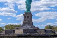 New York City Statue of Liberty and Ellis Island Tour thumbnail 4