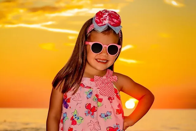 Clearwater Beach Portrait Photoshoot 30 min - Image 4